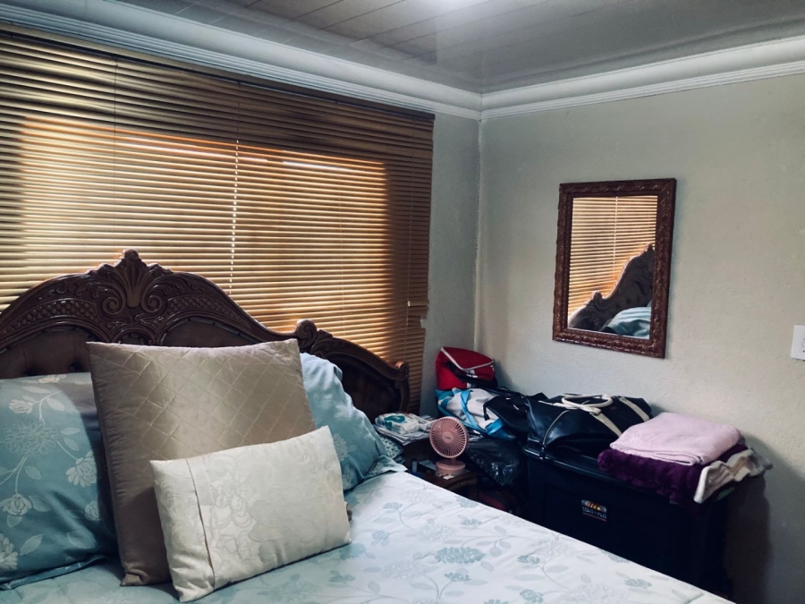 2 Bedroom Property for Sale in Mabopane Unit X North West